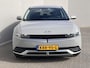 Hyundai Ioniq 5 Connect 77.4 kWh / Dealer onderhouden / Accu SoH 99 % / Fabrieksgarantie tot 05-2028 / Warmtepomp / CCS snel laden / Navigatie / Apple Carplay Android / Stuur-, stoel & achterbankverwarming / 19" LM wielen /