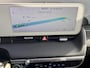 Hyundai Ioniq 5 Connect 77.4 kWh / Dealer onderhouden / Accu SoH 99 % / Fabrieksgarantie tot 05-2028 / Warmtepomp / CCS snel laden / Navigatie / Apple Carplay Android / Stuur-, stoel & achterbankverwarming / 19" LM wielen /