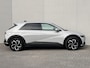 Hyundai Ioniq 5 Connect 77.4 kWh / Dealer onderhouden / Accu SoH 99 % / Fabrieksgarantie tot 05-2028 / Warmtepomp / CCS snel laden / Navigatie / Apple Carplay Android / Stuur-, stoel & achterbankverwarming / 19" LM wielen /