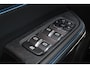 Lynk & Co 01 1.5 - Automaat - Panorama/schuifdak - Adaptieve Cruise control met stuurovername - Infinity Audio by Harman/Kardon - BLIS - Verwarmde voorstoelen & stuur - Adaptieve LED koplampen - Geïntegreerde dashcam voor - Elektr. bedienb. achterklep - Draadloze Apple Carplay & Android Auto - Keyless Entry & drive - 20' LMV