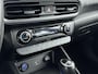 Hyundai Kona 1.6 GDI HEV Comfort Smart | Navigatie & Carplay | Camera | Cruise | In hoogte verstelbare stoel | All seasons |