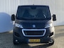 Peugeot Boxer 330 2.2 BlueHDi 120 L2H1 Asphalt | Leder | Navigatie | Achteruitrijcamera | Trekhaak | Lichtmetalen velgen | Airco