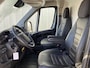 Peugeot Boxer 330 2.2 BlueHDi 120 L2H1 Asphalt | Leder | Navigatie | Achteruitrijcamera | Trekhaak | Lichtmetalen velgen | Airco