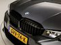 BMW 3-Serie 330e M Sport High Executive 292Pk Automaat (SOH 87%, PANORAMADAK, M PAKKET, APPLE CARPLAY, CAMERA, LEDER/ALCANTARA, SFEERVERLICHTING, GETINT GLAS, ELEK ACHTERKLEP, STOELVERWARMING, NIEUWSTAAT)