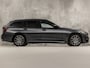 BMW 3-Serie 330e M Sport High Executive 292Pk Automaat (PANORAMADAK, M PAKKET, APPLE CARPLAY, CAMERA, LEDER/ALCANTARA, SFEERVERLICHTING, GETINT GLAS, ELEK ACHTERKLEP, STOELVERWARMING, NIEUWSTAAT)