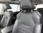 Toyota RAV4 2.5 Hybrid Executive | Parkeer sensoren | Ledere Bekleding | Schuif/kantel dak | JBL |