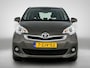 Toyota Verso-S 1.3 VVT-i Dynamic *Automaat | Panoramadak | Trekhaak | Keyless Entry/Start | Achteruitrijcamera | Climate Control | Cruise Control |