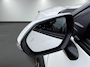 Toyota Yaris Cross 1.5 Hybride 130 pk Black Edition, Safety + Winter pakket.
