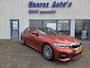 BMW 3-Serie 330i High Executive M-Sport / Live Cockpit Pro / DAP / HIFI / LED / Trekhaak / Bomvol