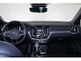 Volvo V60 T6 Recharge AWD Plus Dark Panorama/schuifdak - IntelliSafe Assist & Surround - 360º Camera - Harman/Kardon audio - Verwarmde voorstoelen, stuur & achterbank - Parkeersensoren voor & achter - Elektr. bedienb. voorstoelen met geheugen - Head up display - Extra getint glas - 19' LMV