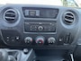 Renault Master T35 2.3 dCi L2H2 Airco Cruise controle Kastinrichting Trekhaak 2500kg Trekgewicht Imperiaal Schuifdeur Zijruit rechts Euro 6 Bpm vrij !!1e eigenaar Dealer onderhouden Ook ideaal voor ombouw naar camper