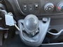 Renault Master T35 2.3 dCi L2H2 Airco Cruise controle Kastinrichting Trekhaak 2500kg Trekgewicht Imperiaal Schuifdeur Zijruit rechts Euro 6 Bpm vrij !!1e eigenaar Dealer onderhouden Ook ideaal voor ombouw naar camper