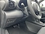 Toyota Yaris Cross 1.5 Hybride 130 pk Black Edition, Safety + Winter pakket.