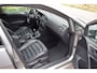 Volkswagen Golf 1.2 TSI Highline NAVI/AIRCO-ECC/TREKH/BLUETOOTH/PDC V+A/LEDER/6 BAK/LMW 17 INCH/STOEL VERW/USB