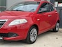 Lancia Ypsilon 0.9 TwinAir Black & Red Airco 5-Deurs NAP
