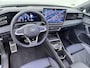 Volkswagen Tiguan 1.5 eHybrid R-Line 272 PK | Pano Dak | Trekhaak | 360 camera | Head-up Display | Harman Kardon | Side Assist | ACC | Elek. Achterklep | Elek. Stoelen | Stuur-/Stoelverwarming V+A | 20'' |