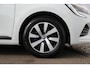 Renault Clio 1.0 TCe 90 Equilibre Navigatie Carplay Android Climate Cruise Control Rijstrooksensor Parkeersensor All-season banden!