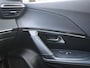 Peugeot e-2008 GT Première EV 50kWh 136PK Automaat, Rijklaarprijs | Panoramadak Navigatie Stoelverwarming Camera