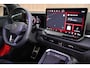 Volkswagen T-Roc 1.5 eTsi 150pk DSG R-Line First Edition Panoramadak Trekhaak Camera Stoelverwarming Keyless Virtual Cockpit Navigatie
