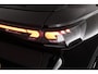 Volkswagen T-Roc 1.5 eTsi 150pk DSG R-Line First Edition Panoramadak Trekhaak Camera Stoelverwarming Keyless Virtual Cockpit Navigatie