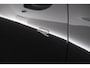 Volkswagen T-Roc 1.5 eTsi 150pk DSG R-Line First Edition Panoramadak Trekhaak Camera Stoelverwarming Keyless Virtual Cockpit Navigatie