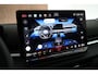 Volkswagen T-Roc 1.5 eTsi 150pk DSG R-Line First Edition Panoramadak Trekhaak Camera Stoelverwarming Keyless Virtual Cockpit Navigatie