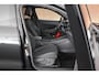 Volkswagen T-Roc 1.5 eTsi 150pk DSG R-Line First Edition Panoramadak Trekhaak Camera Stoelverwarming Keyless Virtual Cockpit Navigatie
