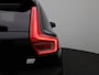 Volvo XC40 Recharge P8 AWD R-Design | Automaat | Apple Carplay/Android Auto | Harman / Kardon | Panoramadak | Stoelverwarming | Parkeersensoren |