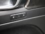 Volvo XC40 Recharge P8 AWD R-Design | Automaat | Apple Carplay/Android Auto | Harman / Kardon | Panoramadak | Stoelverwarming | Parkeersensoren |