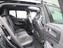 Volvo XC40 Recharge P8 AWD R-Design | Automaat | Apple Carplay/Android Auto | Harman / Kardon | Panoramadak | Stoelverwarming | Parkeersensoren |