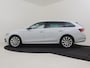 Skoda Octavia Combi 1.4 TSI iV PHEV Business edition 245PK DSG/AUTO | head-up Display | Elecktr stoelen met geheugen | App Connect | Dodehoek detectie | Keyless | Cruise control adapt | Navi | DAB | LED | 18"LMV
