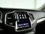 Volvo XC90 T8 Recharge AWD Ultimate Dark | Panoramadak | Parkeercamera | Harman Kardon | Head-up display | Stoel- en Stuurverwarming | Keyless