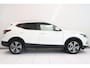 Nissan Qashqai 1.2 N-Connecta | Panoramadak | 360° Camera | Trekhaak | Navigatie | Climate control | Key-Less |