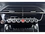 Peugeot 2008 1.2 PureTech Allure Pack | Automaat | Climate control | Navigatie pakket | Camera achter | Trekhaak | Electrisch inklapbare spiegels | Weinig kms !!! |