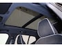 Volvo EX40 Extended Range Ultra Black Ed. 82 kWh - Panorama/schuifdak - IntelliSafe Assist & Surround - 360º Camera - Harman/Kardon audio - Adaptieve LED koplampen - Verwarmde voorstoelen & stuur - Parkeersensoren voor & achter - Elektr. bedienb. voorstoelen met geheugen links - Draadloze tel. lader - Warmtepomp - Extra getint glas - 20' LMV