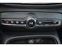 Volvo EX40 Extended Range Ultra Black Ed. 82 kWh - Panorama/schuifdak - IntelliSafe Assist & Surround - 360º Camera - Harman/Kardon audio - Adaptieve LED koplampen - Verwarmde voorstoelen & stuur - Parkeersensoren voor & achter - Elektr. bedienb. voorstoelen met geheugen links - Draadloze tel. lader - Warmtepomp - Extra getint glas - 20' LMV