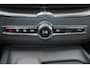 Volvo XC60 T6 Recharge AWD Core Bright - Panorama/schuifdak - IntelliSafe Assist & Surround - 360º Camera - Verwarmde voorstoelen, stuur & achterbank - Parkeersensoren voor & achter - Draadloze tel. lader - Extra getint glas - 19' LMV