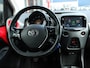 Toyota Aygo 1.0 VVT-i x-clusiv 5-DRS, Climate control, Lichtmetalen velgen, Parkeercamera.