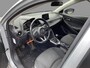Mazda 2 1.5 Skyactiv-G Skylease+ , Trekhaak, Clima, Cruise, Stoelverwarming, Navi, PDC, All Season, LMV 16 Inch,