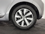 Renault Clio 1.6 E-Tech Hybrid 145 Equilibre (INCL-BTW) Aut. *FULL-LED | COMFORTSEATS | CARPLAY | KEYLESS | DAB+ | ECC | PDC | CRUISE | DIGI-COCKPIT | LANE-ASSIST | TOWBAR*