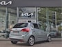 Kia Venga 1.6 CVVT DynamicPlusLine Automaat Navigatie | Camera | Stoelverwarming | Stuurverwarming | tot 10 Jaar Garantie