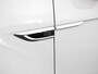 Volkswagen T-Roc 1.5 TSI 150pk Automaat R-Line Edition Navigatie Apple Carplay/Android Auto Camera Climate Control Electrisch te openen achterklep Dab Verwarmbare stoelen