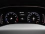 Volkswagen T-Roc 1.5 TSI 150pk Automaat R-Line Edition Navigatie Apple Carplay/Android Auto Camera Climate Control Electrisch te openen achterklep Dab Verwarmbare stoelen