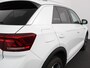 Volkswagen T-Roc 1.5 TSI 150pk Automaat R-Line Edition Navigatie Apple Carplay/Android Auto Camera Climate Control Electrisch te openen achterklep Dab Verwarmbare stoelen