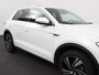 Volkswagen T-Roc 1.5 TSI 150pk Automaat R-Line Edition Navigatie Apple Carplay/Android Auto Camera Climate Control Electrisch te openen achterklep Dab Verwarmbare stoelen