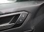 Volkswagen T-Roc 1.5 TSI 150pk Automaat R-Line Edition Navigatie Apple Carplay/Android Auto Camera Climate Control Electrisch te openen achterklep Dab Verwarmbare stoelen