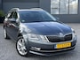Skoda Octavia Combi 1.5 TSI Greentech Style Business 2e Eigenaar,Draadloze telefoonlader,Carplay,Camera,Navi,Trekhaak,150pk,Pdc V+A,Keyless,Clima,Cruise,Elekt.Stoel,Recent beurt gehad,N.A.P,Apk tot 07-2027