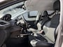 Peugeot 2008 1.2 PureTech Allure 1e Eigenaar|Navi|Trekhaak|D-riem vv in 2024|Clima|Cruise|Carplay|Elek Ramen|LM Velgen|PDC|N.A.P|Nieuwe APK bij aflevering
