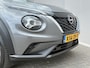 Nissan Juke 1.6 Hybrid N-Connecta / Fabrieksgarantie tot 03-2027 / Adaptieve Cruise control / Navigatie d.m.v. Apple Carplay/Android Auto / Achteruitrijcamera / Parkeersensoren voor en achter / Climate control / Keyless Entry/Start /