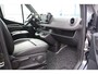 Mercedes-Benz Sprinter 319 3.0 CDI V6 L2H1 MARGE! AUT. LED, 2X SCHUIFDEUR, 3.5T TREKHAAK, LEDER, ADAPT. CRUISE, 360 CAMERA, NAVI, CLIMA, STOELVERWARMING